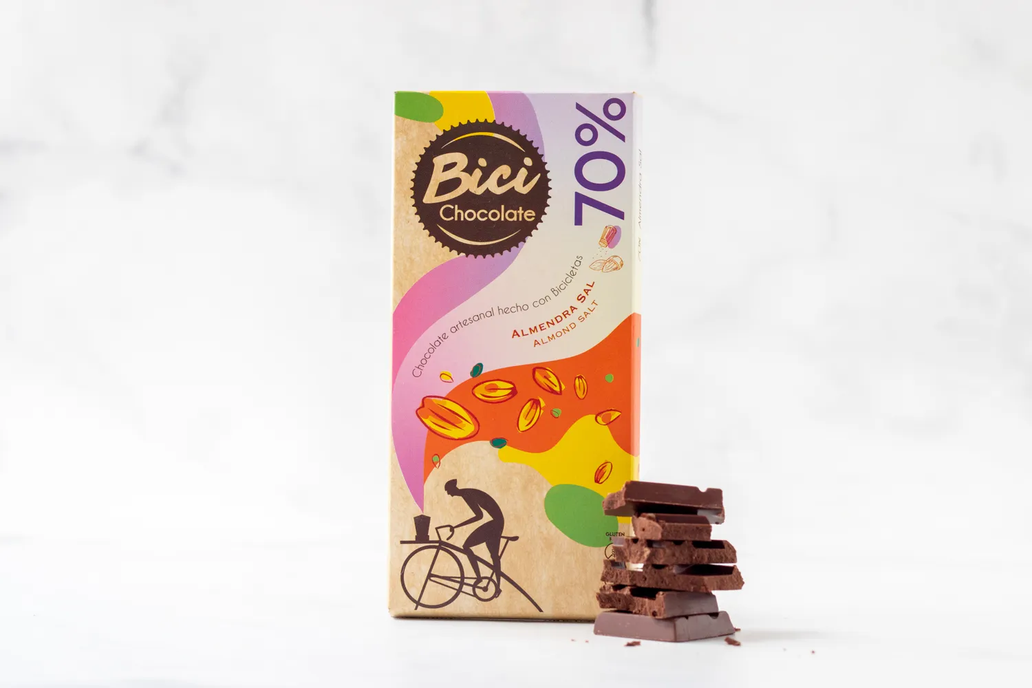 TABLETA BICI CHOCOLATE 70% ALMENDRA CON SAL