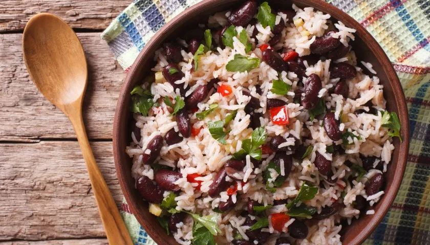 Gallo pinto Deliarte